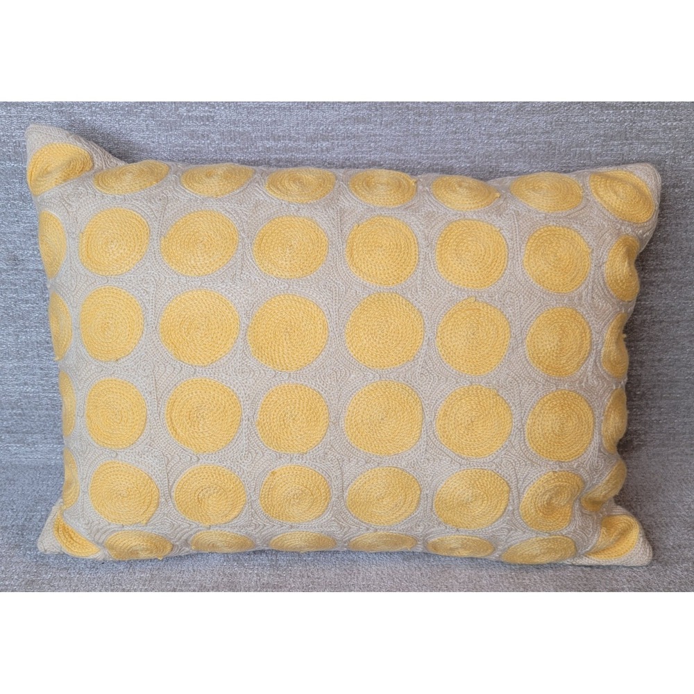 Pottery Barn 12x16 Throw Pillow Yellow Round Swirls 2008 Old Stock - Picture 1 of 10